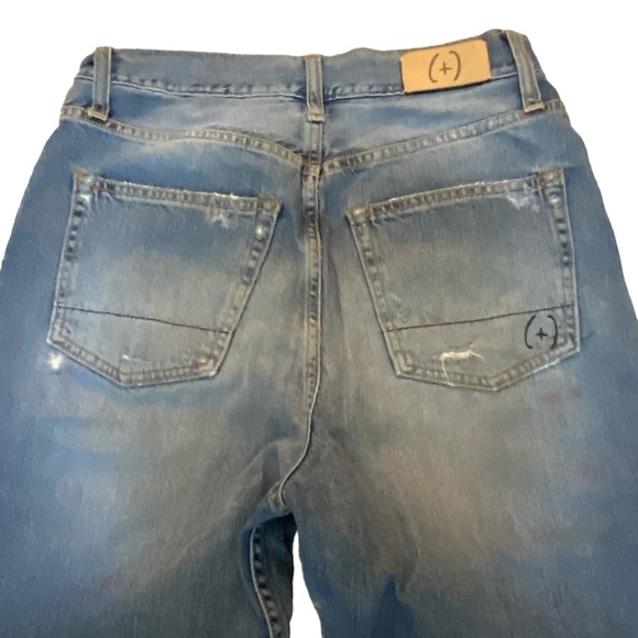 (+) Peoples Brand Distressed Splatter Paint Jeans! - Picture 4 of 8